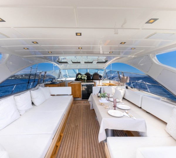 Exterior Relaxation Area