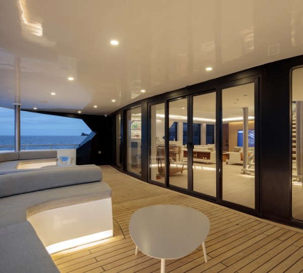 Exterior Relaxation Area