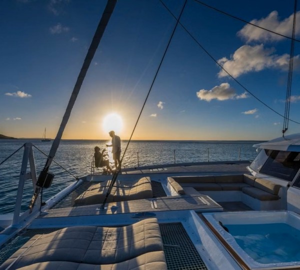 Exterior Relaxation Area With Bath