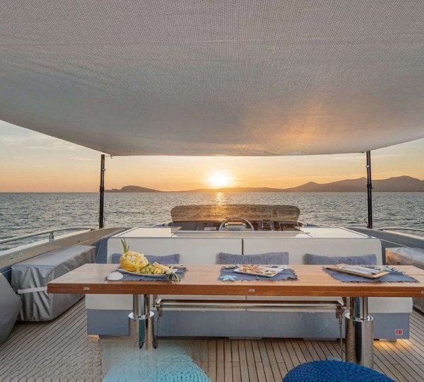 Exterior Relaxation Area With Dining