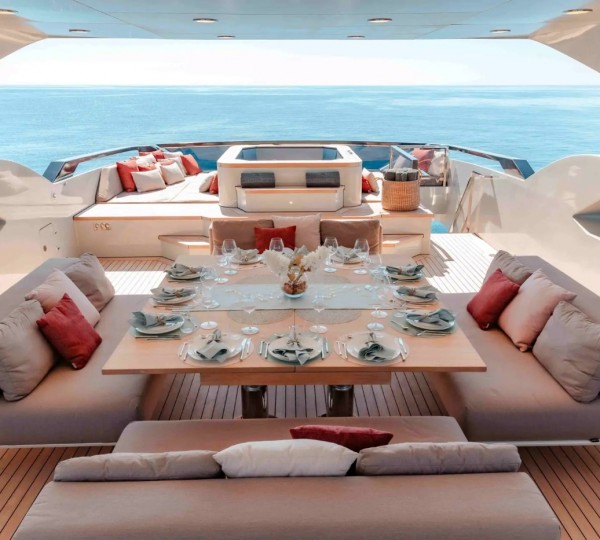 Exterior Relaxation Area With Dining