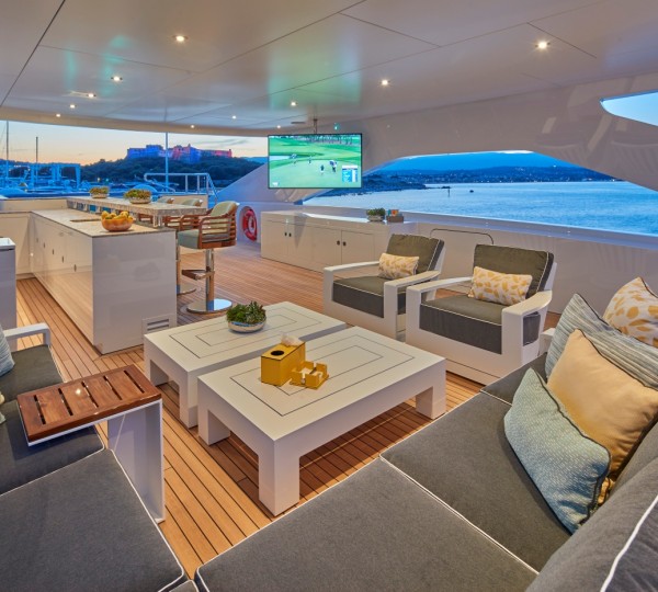 Exterior Relaxation Area