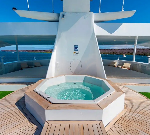 Exterior Sunabthing Area