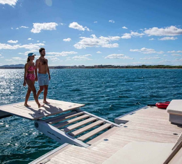 Exterior Swimming Platform