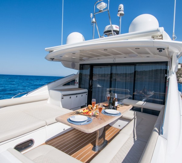 Exterior Dining And Relaxation Area