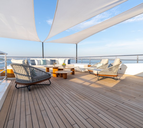 Exterior Relaxation Area