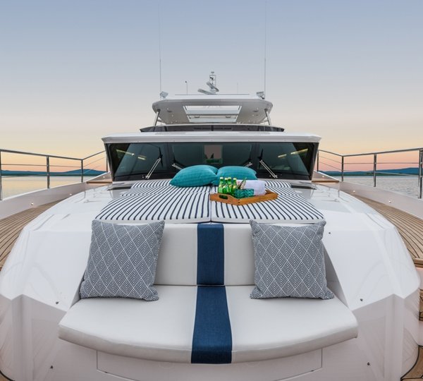 FD85 SUNRISE Sunbathing Area