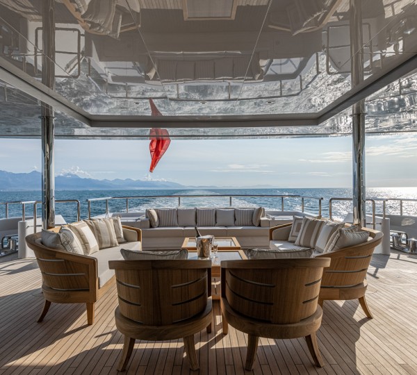 FRAMURA Exterior - Main Deck