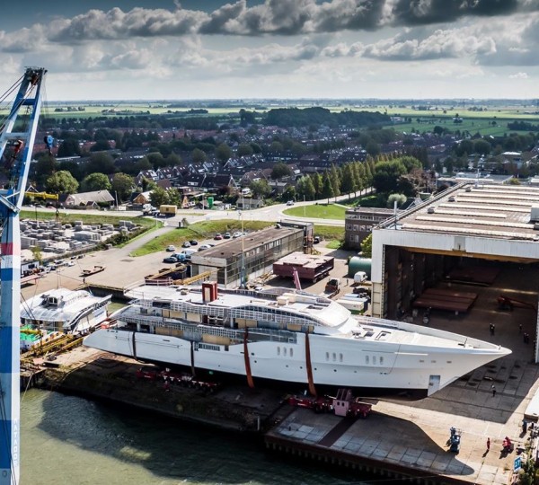 Feadship PROJECT 819