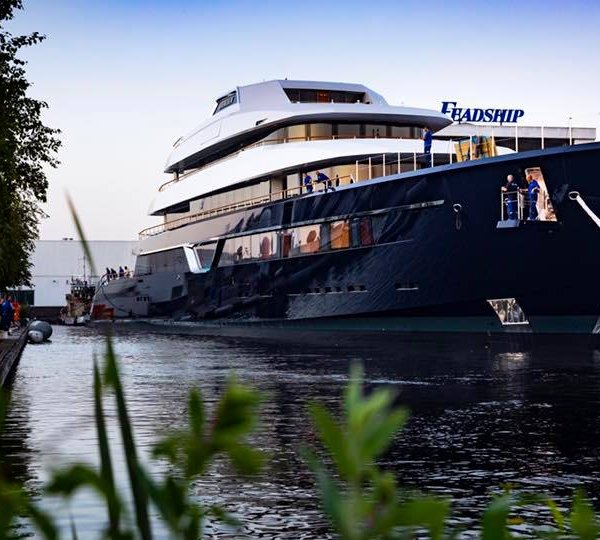 Feadship Project 700 (now Lonian) Launched