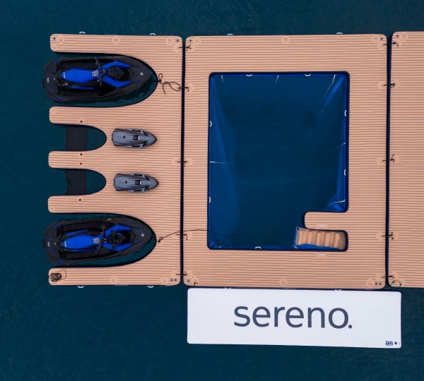 Flowing Toys Platform - Photo Jeff Brown