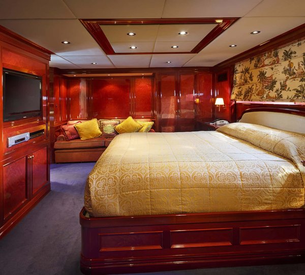 Flying Fish King Stateroom  