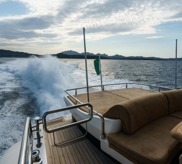 Foredeck Relaxation Area