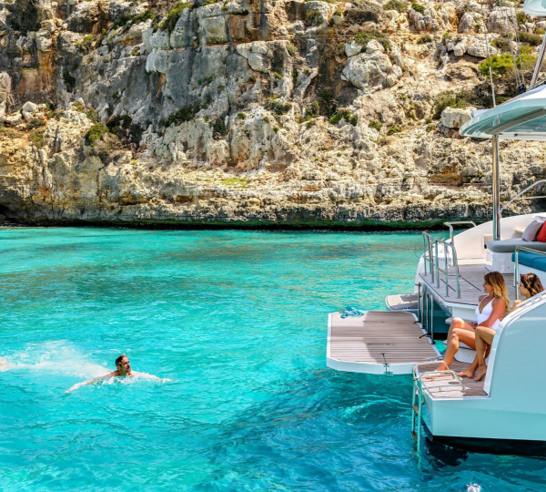 Foredeck Water Entertainment