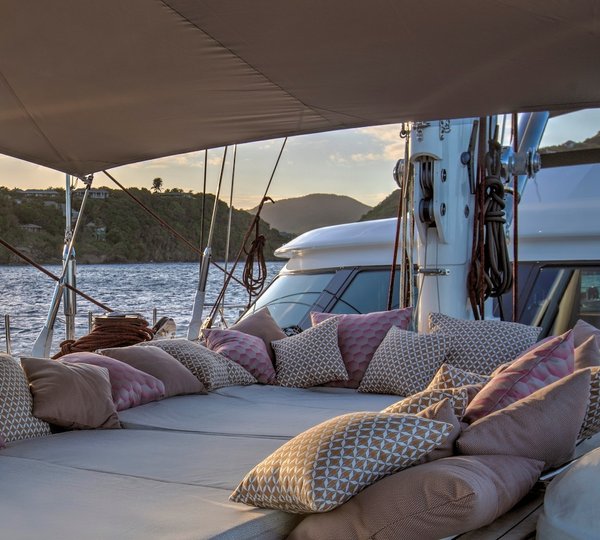 Foredeck Cosy Seating