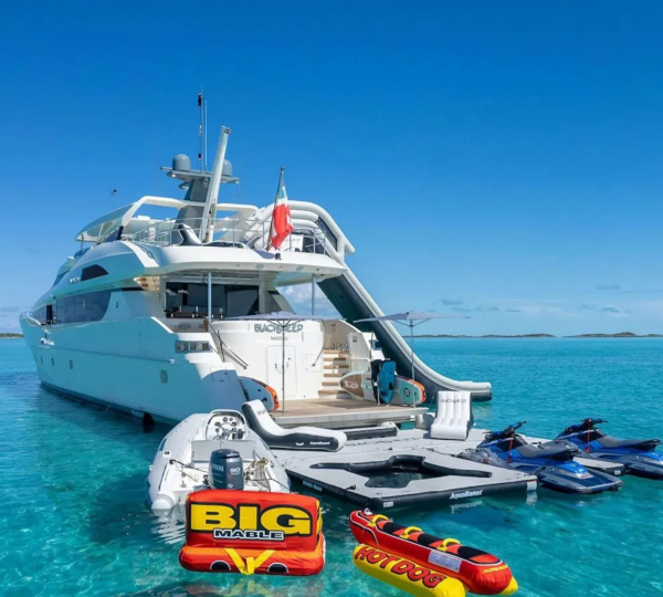 Foredeck With Waterplays