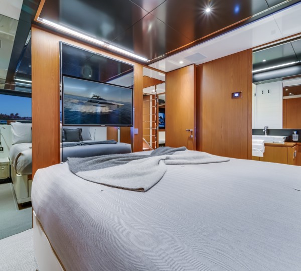 Forward Port Stateroom