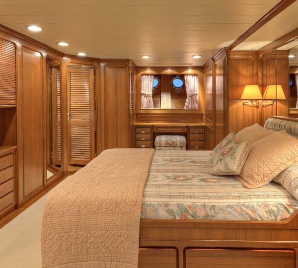 Full Beam Owner Cabin