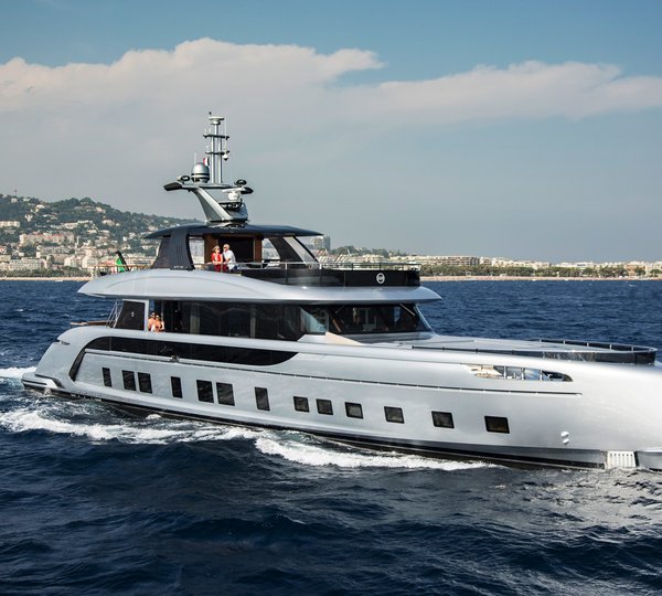 GTT 115 Motor Yacht By Dynamiq Yachts