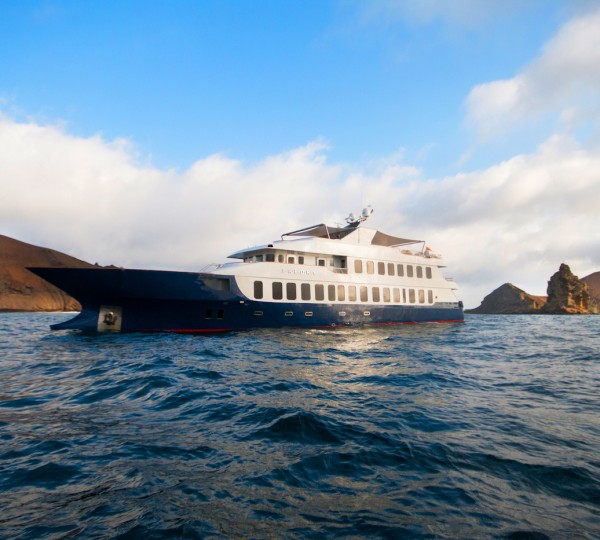 Galapagos Charter Yacht THEORY