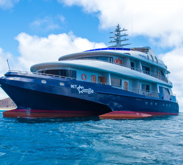 Galapagos Yacht CAMILA