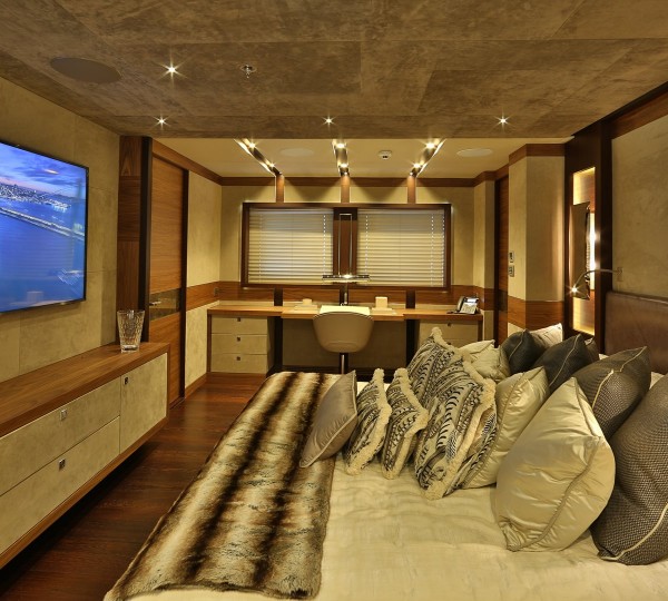 Giaola-Lu Interior - Master Cabin