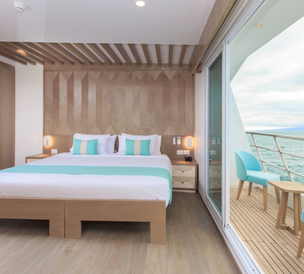 Golden Suite With Balcony