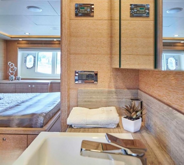 Guest Suite Attched Bathroom