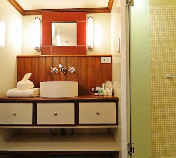 Guest Cabin Bengalore  