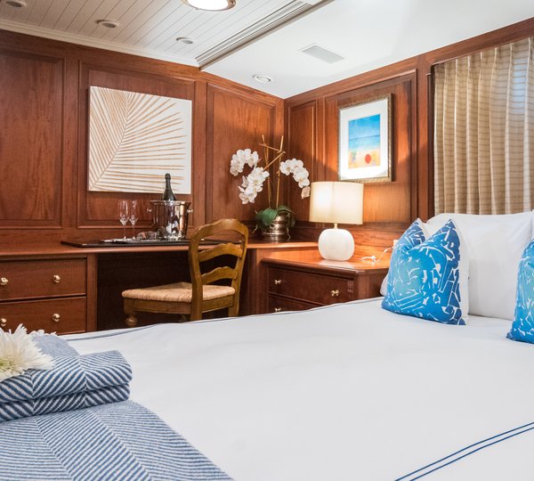 Guest Cabin With Queen Bed