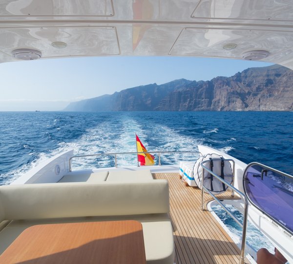 Upper aft deck while cruising