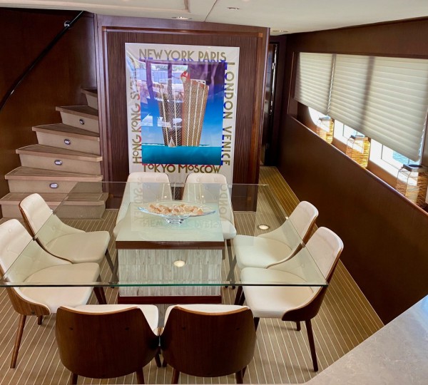 HIATUS Interior - Dining Area