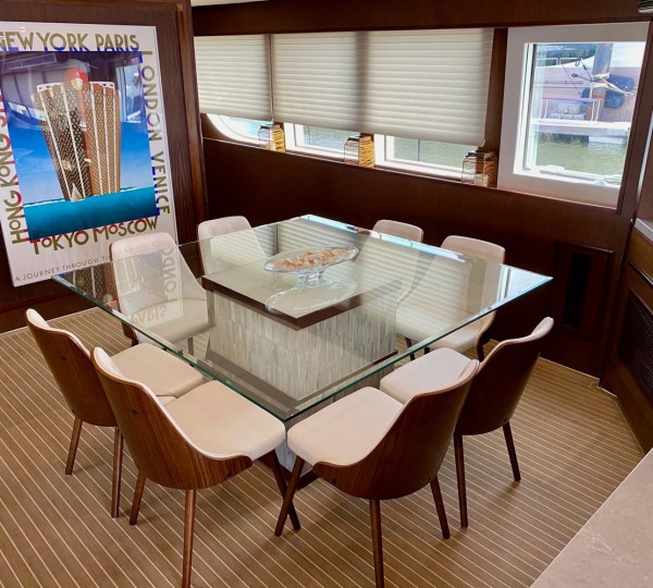 HIATUS Interior - Dining Area