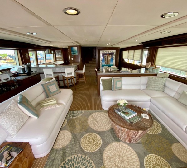 HIATUS Interior - Main Deck Salon