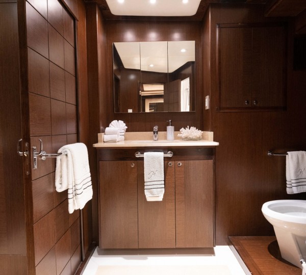 HIATUS Interior - Master Ensuite