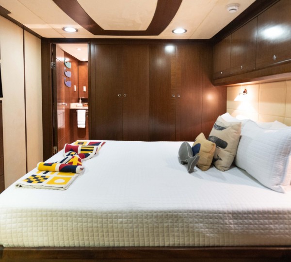 HIATUS Interior - VIP Cabin