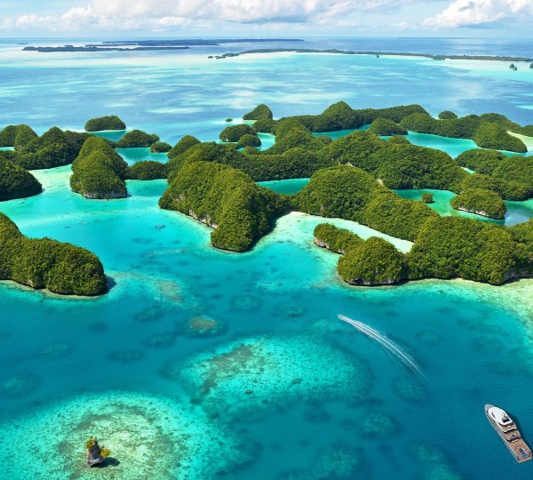 Hawk Ranger 68 Yacht In The Pacific