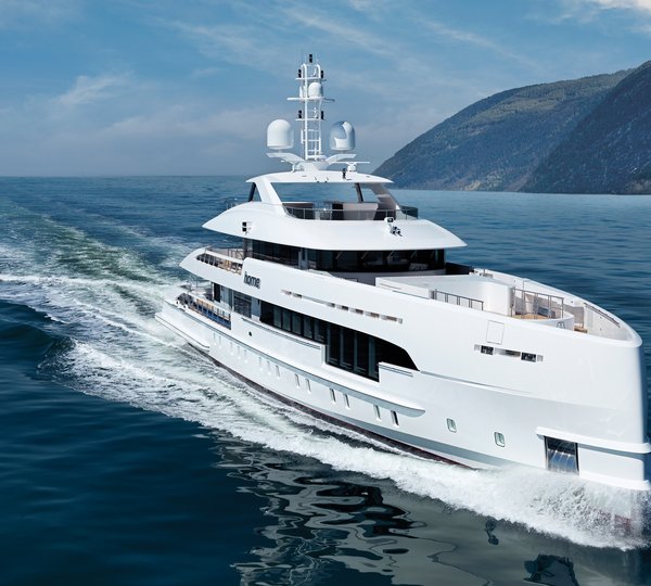 Hessen's 50m Alu FDHF Motor Yacht - running Shot