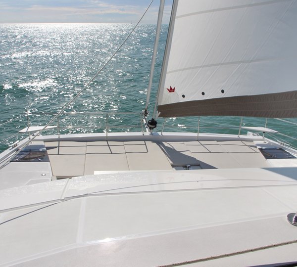 Foredeck under sail