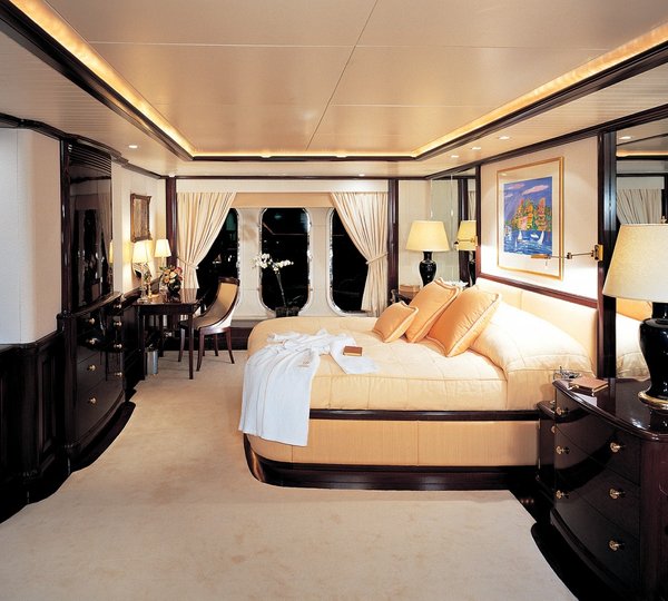 Ilonka large master suite