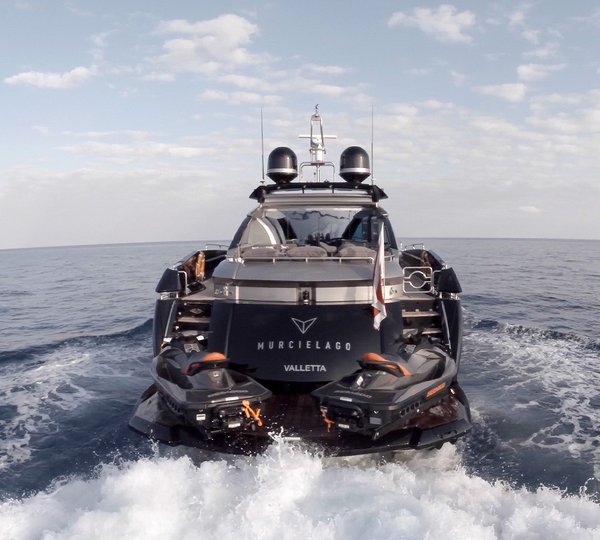 Impressive Top Speed Of 45 Knots  