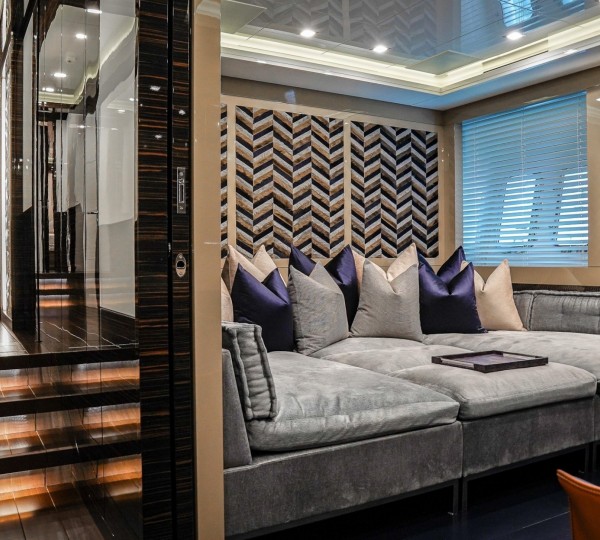 Incognito interior living area