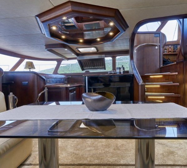 Interior Relaxation Area With Ba