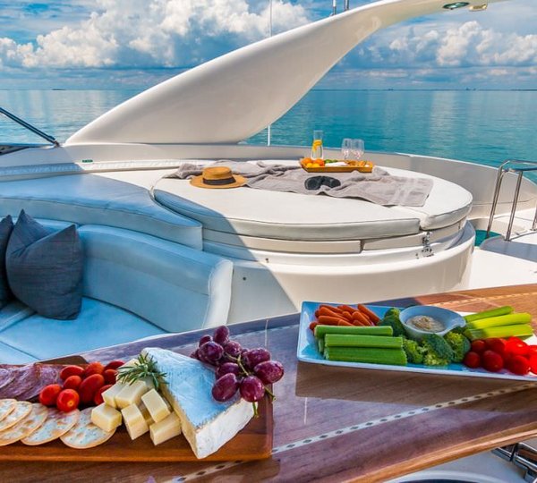 Jacuzzi And Sun Pads