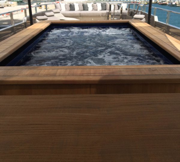 Jacuzzi On Board MIZU