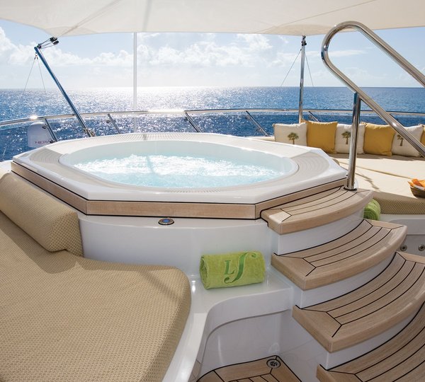 Jacuzzi On Board With Comfortable Sunpads Around