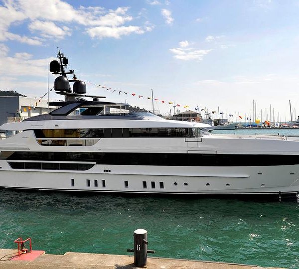 KD SUPERYACHT LAUNCHED
