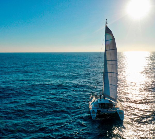 Sailing catamaran LA PERLA - Sunset cruising