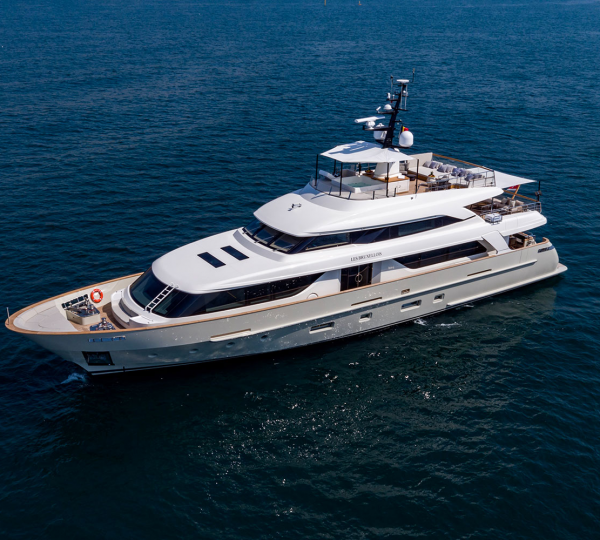 LES BRUXELLOIS Superyacht Aerial At Anchor