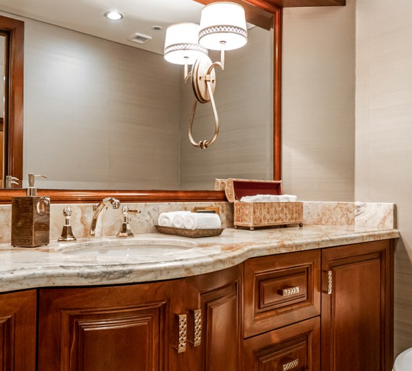 Lady Bahi Interior - Guest Cabin Ensuite